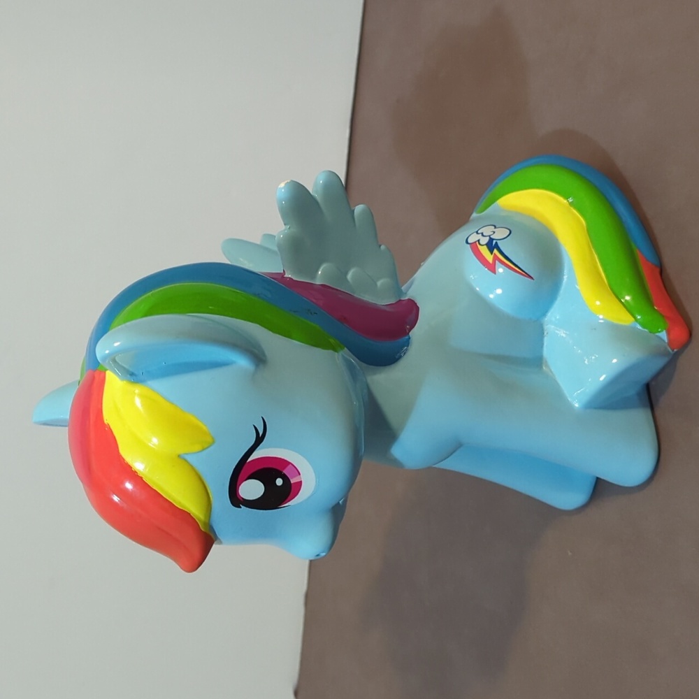 Hasbro Bank My Little Pony 2015 Baby Blue Rainbow Colors